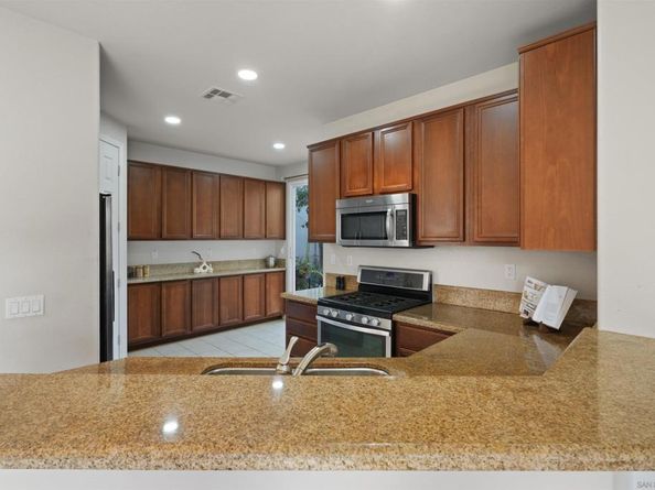 1445 Caminito Sicilia, Chula Vista CA 91915