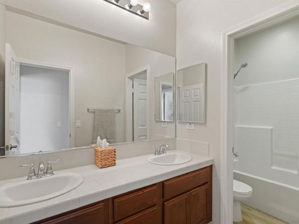 1445 Caminito Sicilia, Chula Vista CA 91915