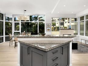 700 W Harbor Drive 201, San Diego CA 92101