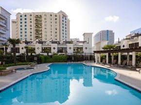 700 W Harbor Drive 201, San Diego CA 92101