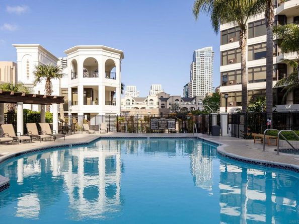 700 W Harbor Drive 201, San Diego CA 92101