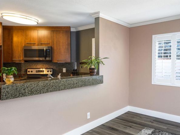 7405 Charmant Dr 2214, San Diego CA 92122