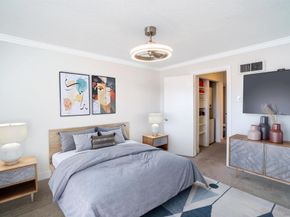7405 Charmant Dr 2214, San Diego CA 92122