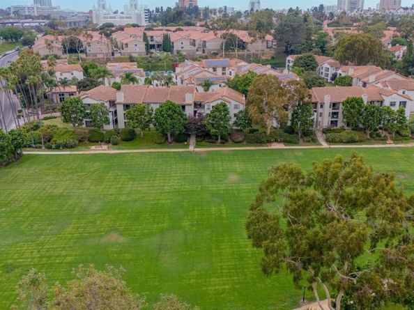 7405 Charmant Dr 2214, San Diego CA 92122