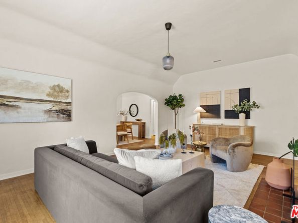 1418 Cleveland Road, Glendale CA 91202