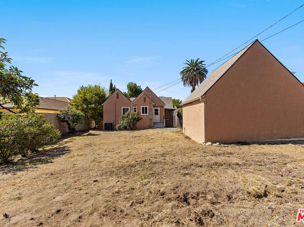 1418 Cleveland Road, Glendale CA 91202