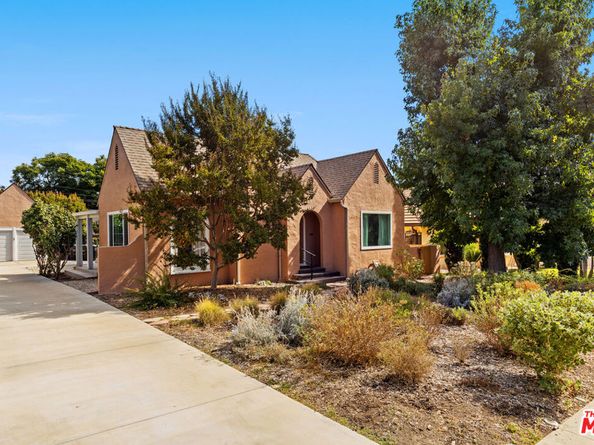 1418 Cleveland Road, Glendale CA 91202