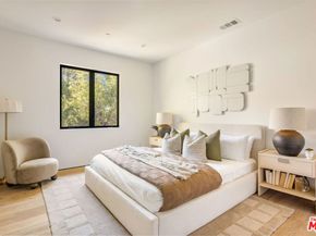 16815 Shileno Place, Encino CA 91436