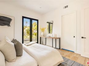 16815 Shileno Place, Encino CA 91436