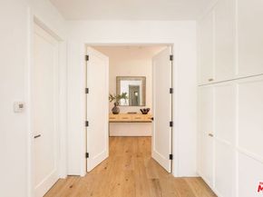 16815 Shileno Place, Encino CA 91436