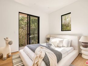 16815 Shileno Place, Encino CA 91436