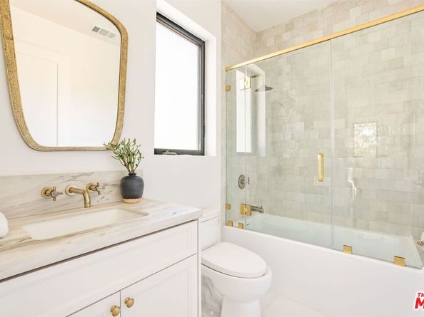 16815 Shileno Place, Encino CA 91436