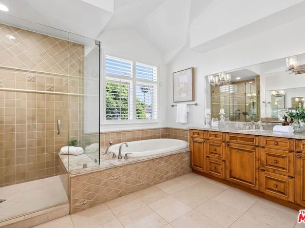 2234 Camden Avenue, Los Angeles CA 90064