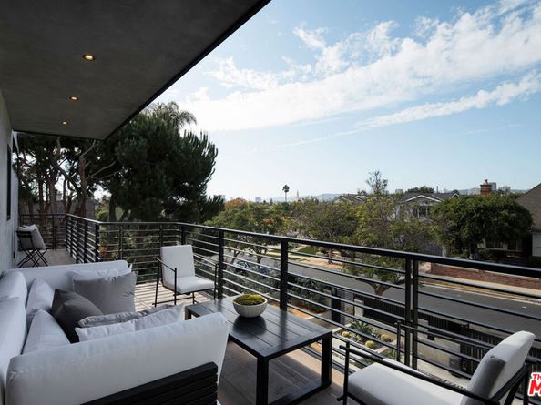 10326 Keswick Avenue, Los Angeles CA 90064