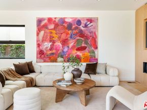 822 Superba Avenue, Venice CA 90291