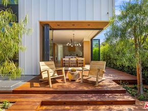 822 Superba Avenue, Venice CA 90291