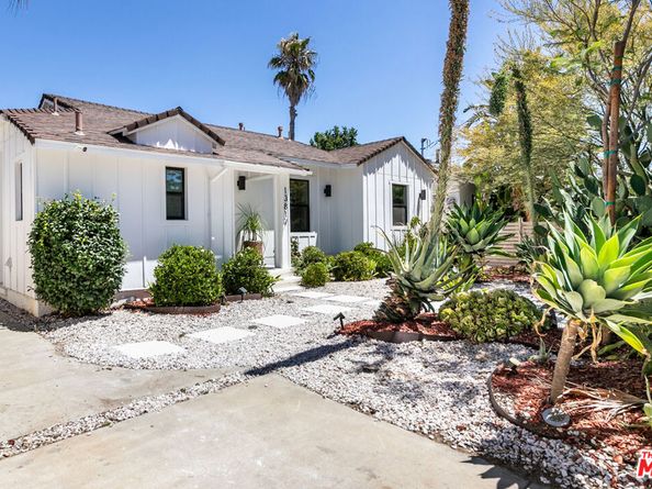13817 Bessemer Street, Valley Glen CA 91401