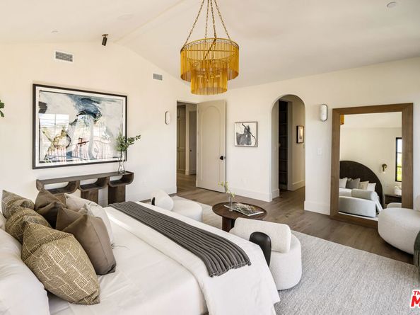 344 N Vista Street, Los Angeles CA 90036