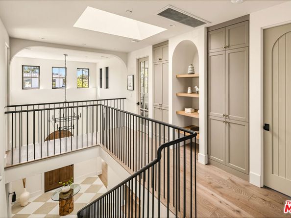 344 N Vista Street, Los Angeles CA 90036