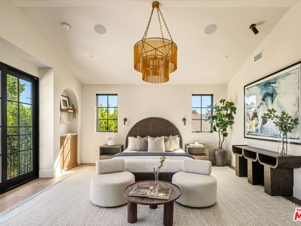 344 N Vista Street, Los Angeles CA 90036