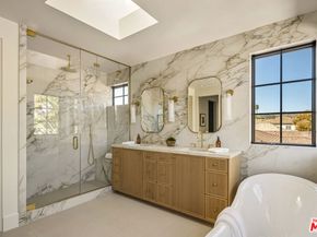 344 N Vista Street, Los Angeles CA 90036