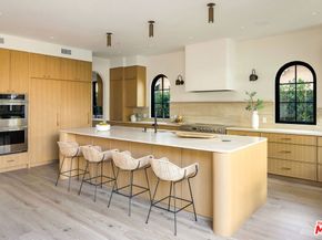 344 N Vista Street, Los Angeles CA 90036