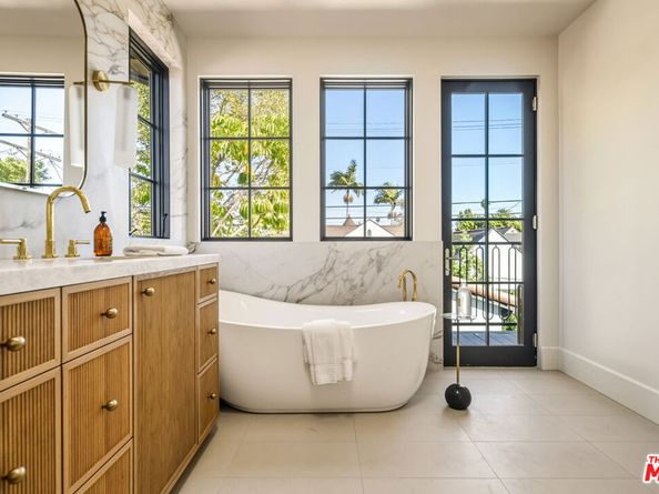 344 N Vista Street, Los Angeles CA 90036