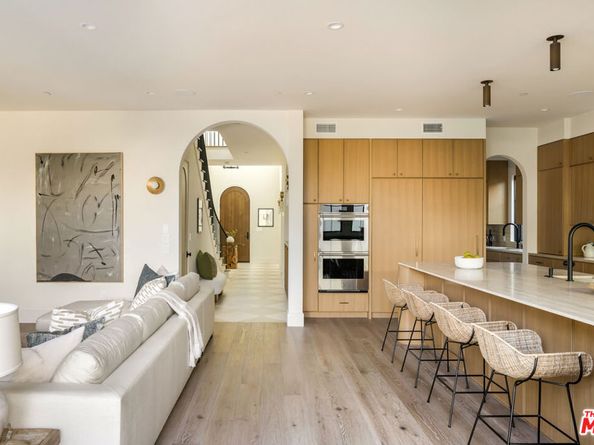 344 N Vista Street, Los Angeles CA 90036