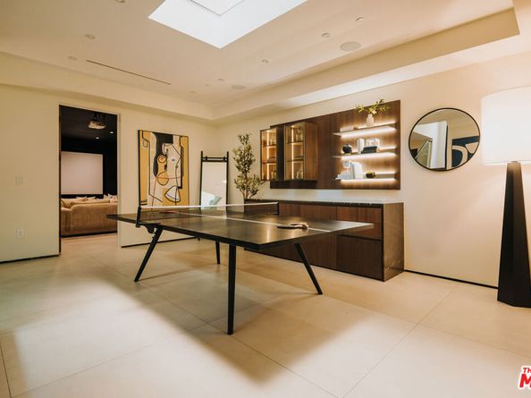 515 N Harper Avenue, Los Angeles CA 90048