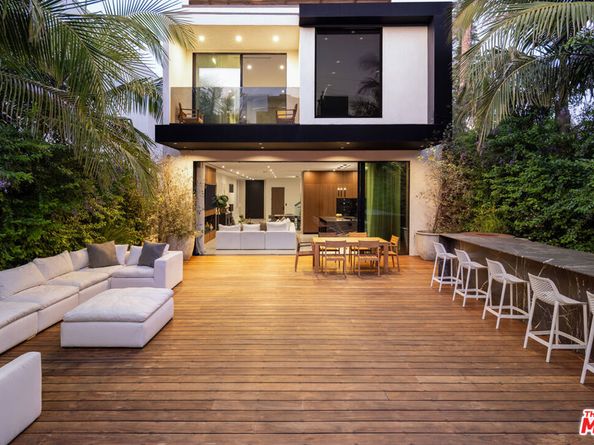 515 N Harper Avenue, Los Angeles CA 90048