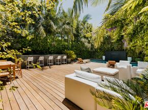 515 N Harper Avenue, Los Angeles CA 90048