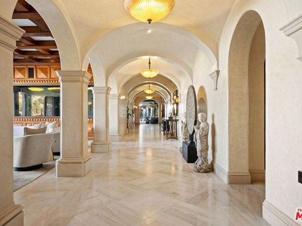 10066 Cielo Drive, Beverly Hills CA 90210