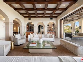 10066 Cielo Drive, Beverly Hills CA 90210