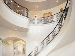 10066 Cielo Drive, Beverly Hills CA 90210
