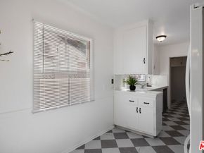 15519 Huston Street, Encino CA 91436
