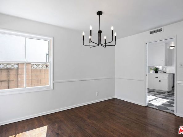 15519 Huston Street, Encino CA 91436