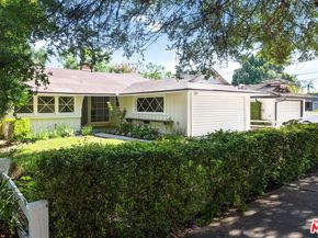 15519 Huston Street, Encino CA 91436