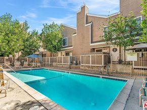 15125 Nordhoff Street 20, North Hills CA 91343