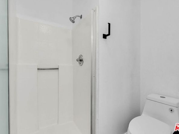 15125 Nordhoff Street 20, North Hills CA 91343