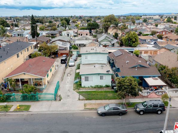 1166 E 64th Street, Los Angeles CA 90001