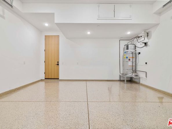 4220 Kenyon Avenue, Los Angeles CA 90066