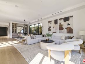 4220 Kenyon Avenue, Los Angeles CA 90066