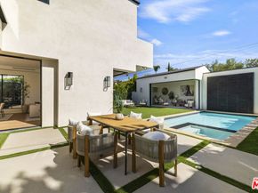 4220 Kenyon Avenue, Los Angeles CA 90066