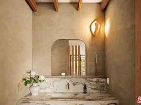 11556 Blix Street, Valley Village CA 91602