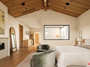 11556 Blix Street, Valley Village CA 91602