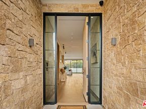 11556 Blix Street, Valley Village CA 91602