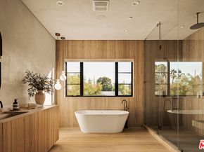 11556 Blix Street, Valley Village CA 91602