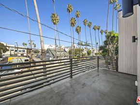 212 Bay Street 101, Santa Monica CA 90405
