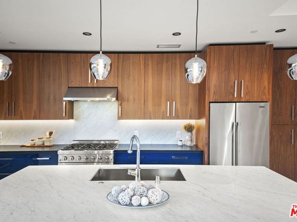 212 Bay Street 101, Santa Monica CA 90405