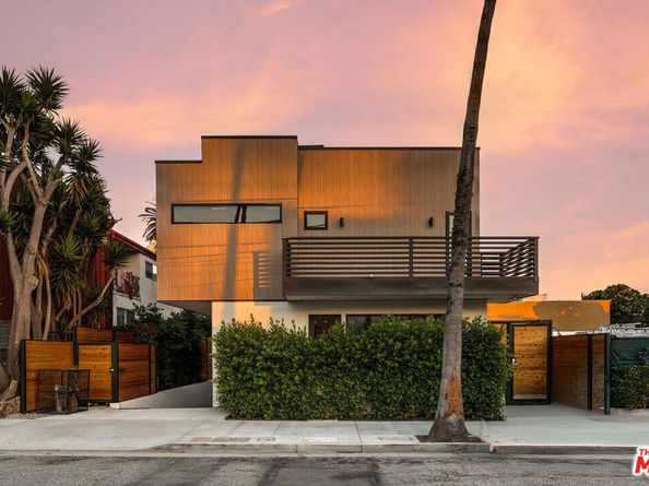 212 Bay Street 101, Santa Monica CA 90405